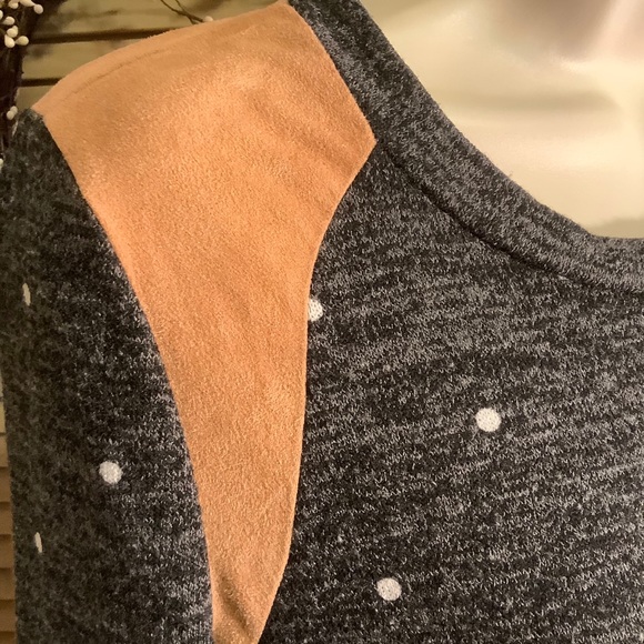 12 pm by Mon Ami knit top tunic sueded trim and elbows Medium - Picture 4 of 5